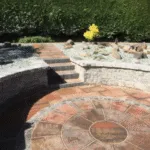 Steps down to circle pattern design